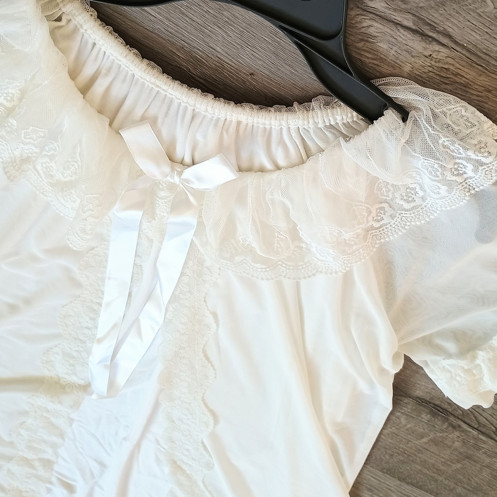 Like new, vintage style, white, double layer nightie, womens intimates, fairy - Picture 2 of 16